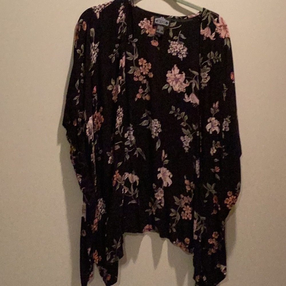 Floral Black kimono